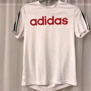 Adidas Sports Top! ✨